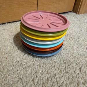 Lot of (8) Vintage Tupperware coasters/lids